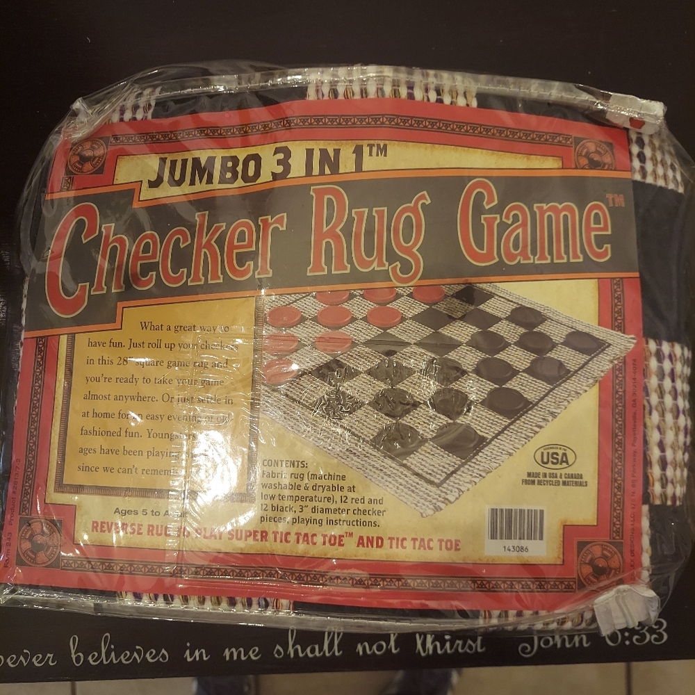 3IN ONE CHECKER RUG GAME